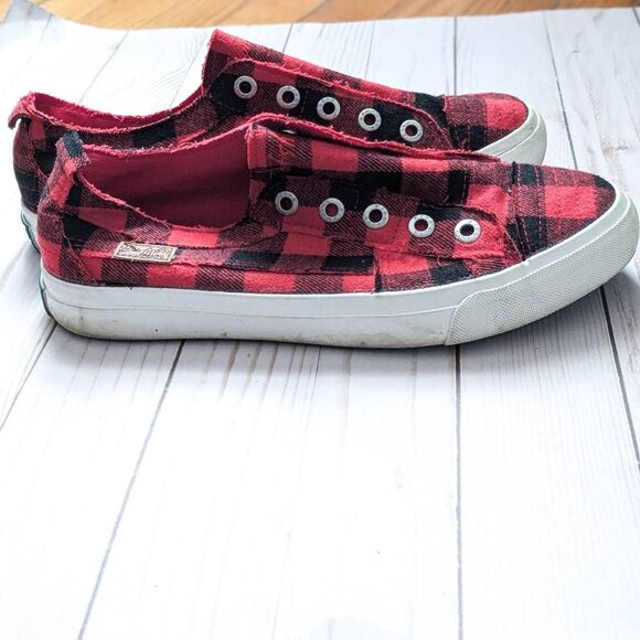 Blowfish Malibu Women's Play Slip On Sneakers Red Plaid - Picture 3 of 5